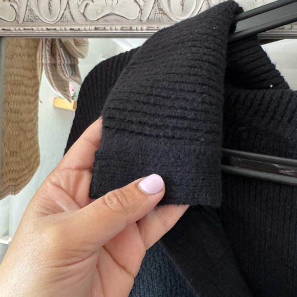 Collared Sweater - Picture 3 of 7